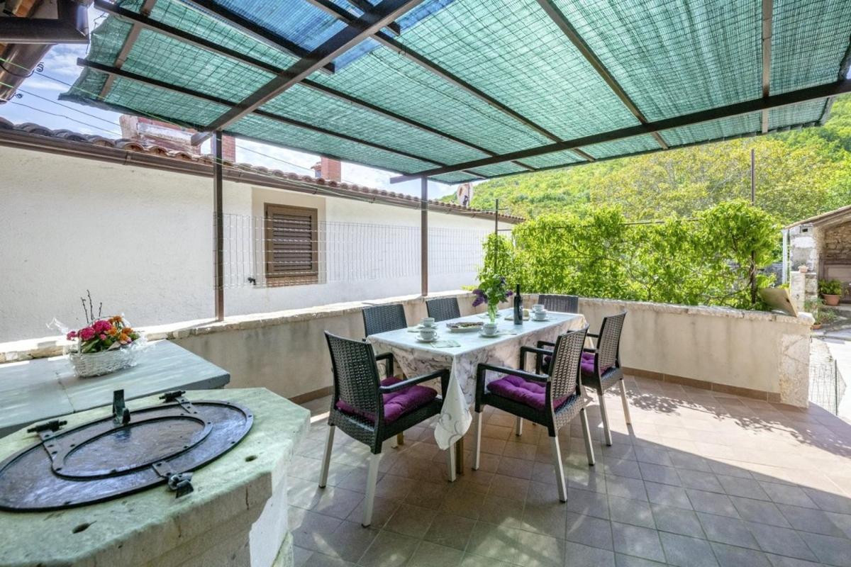 Marina Plomin In Plomin - Haus Fuer 6 Personen Villa Ngoại thất bức ảnh
