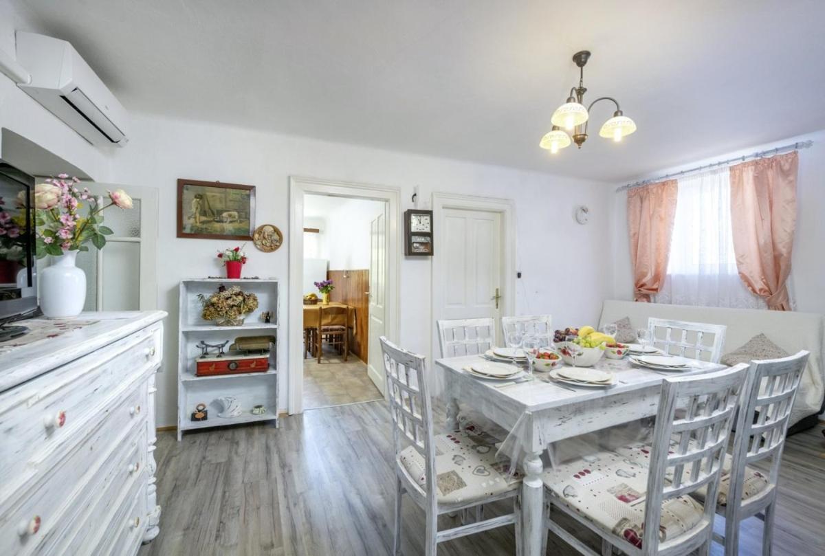 Marina Plomin In Plomin - Haus Fuer 6 Personen Villa Ngoại thất bức ảnh